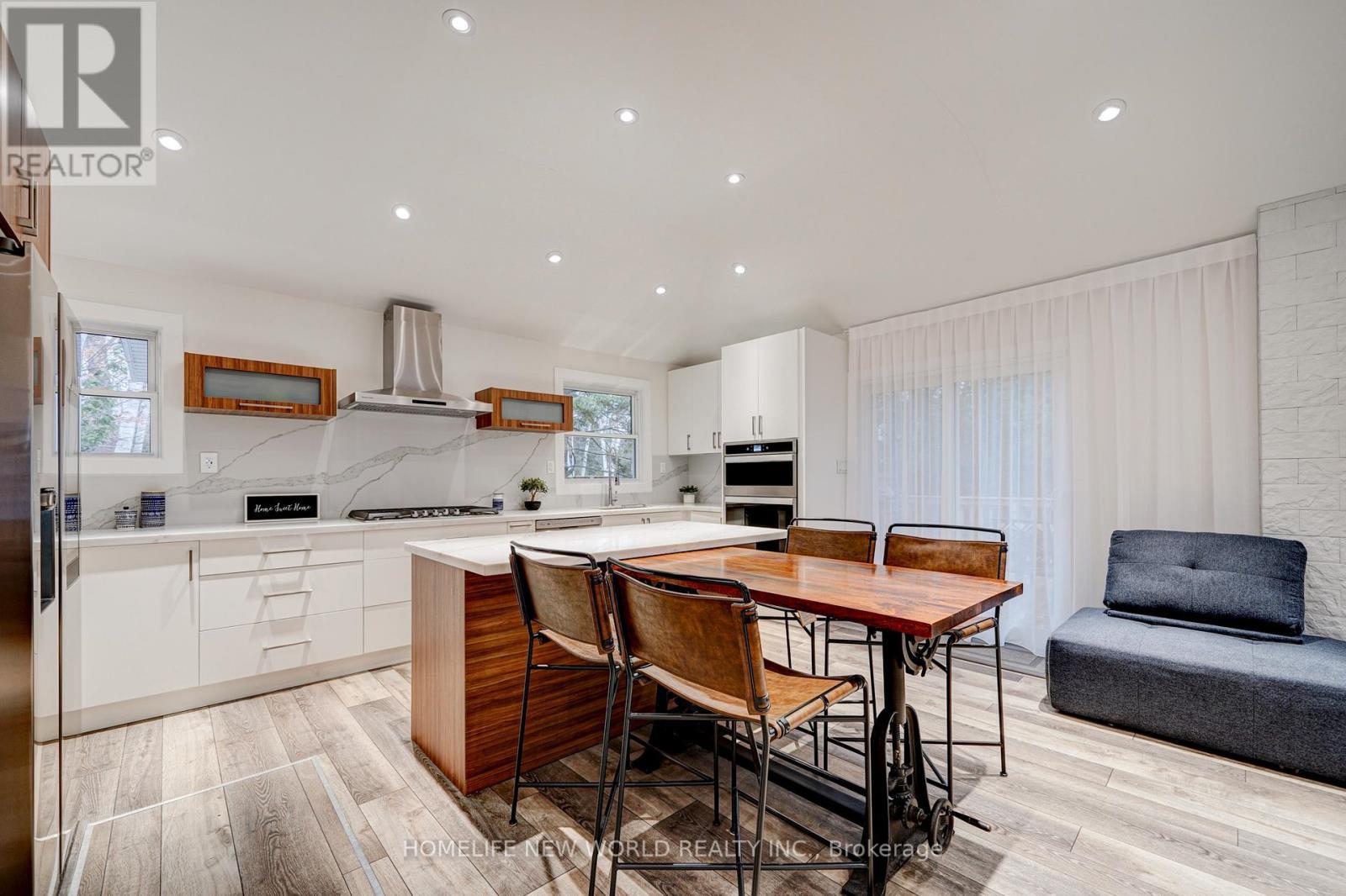 65 Edith Street, Georgina, ON
