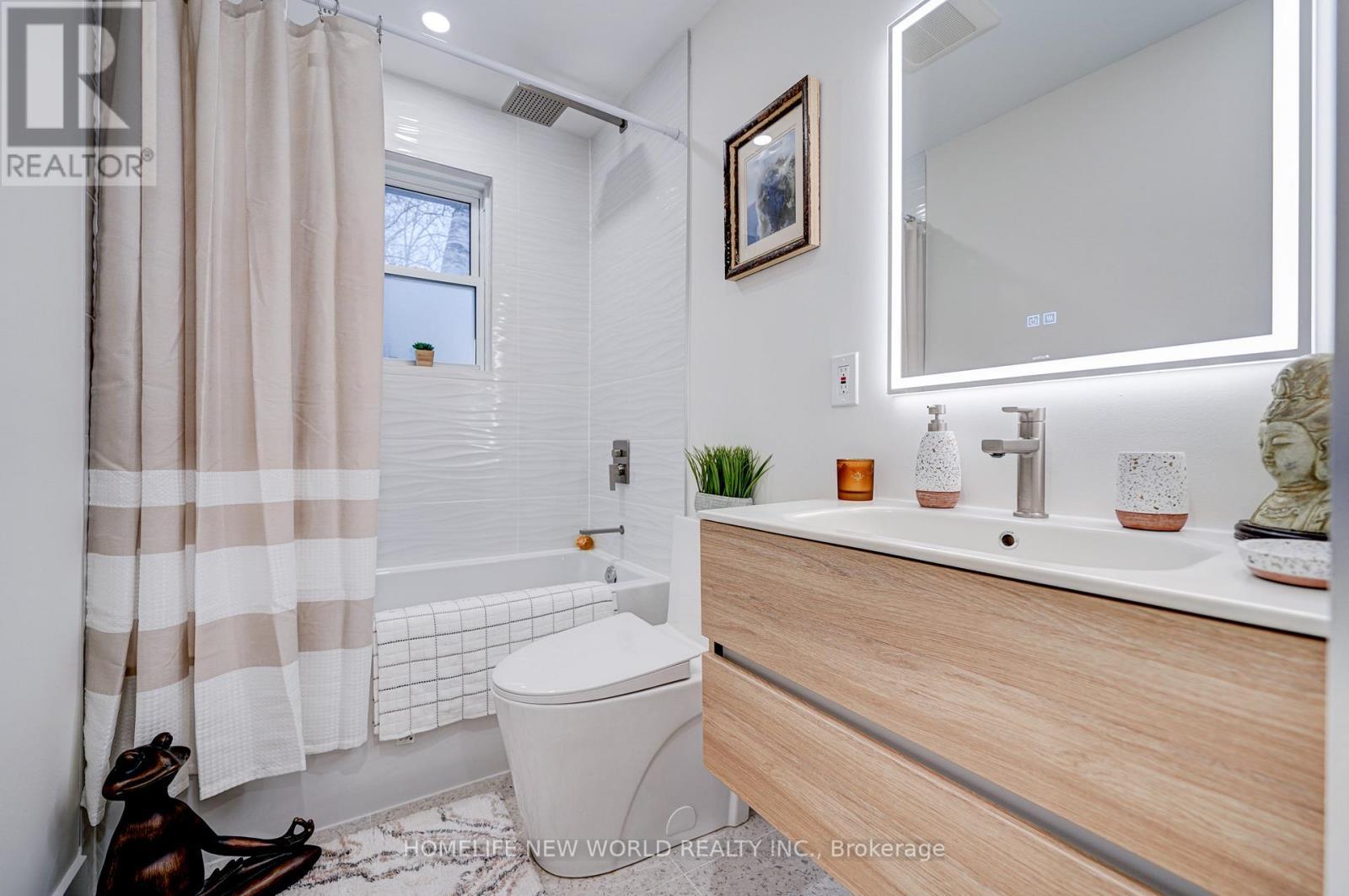 65 Edith Street, Georgina, ON