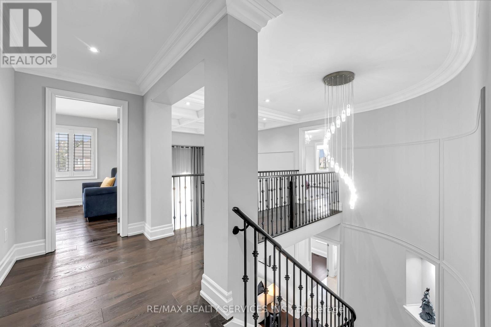 22 Giant Cedars Court, King, ON