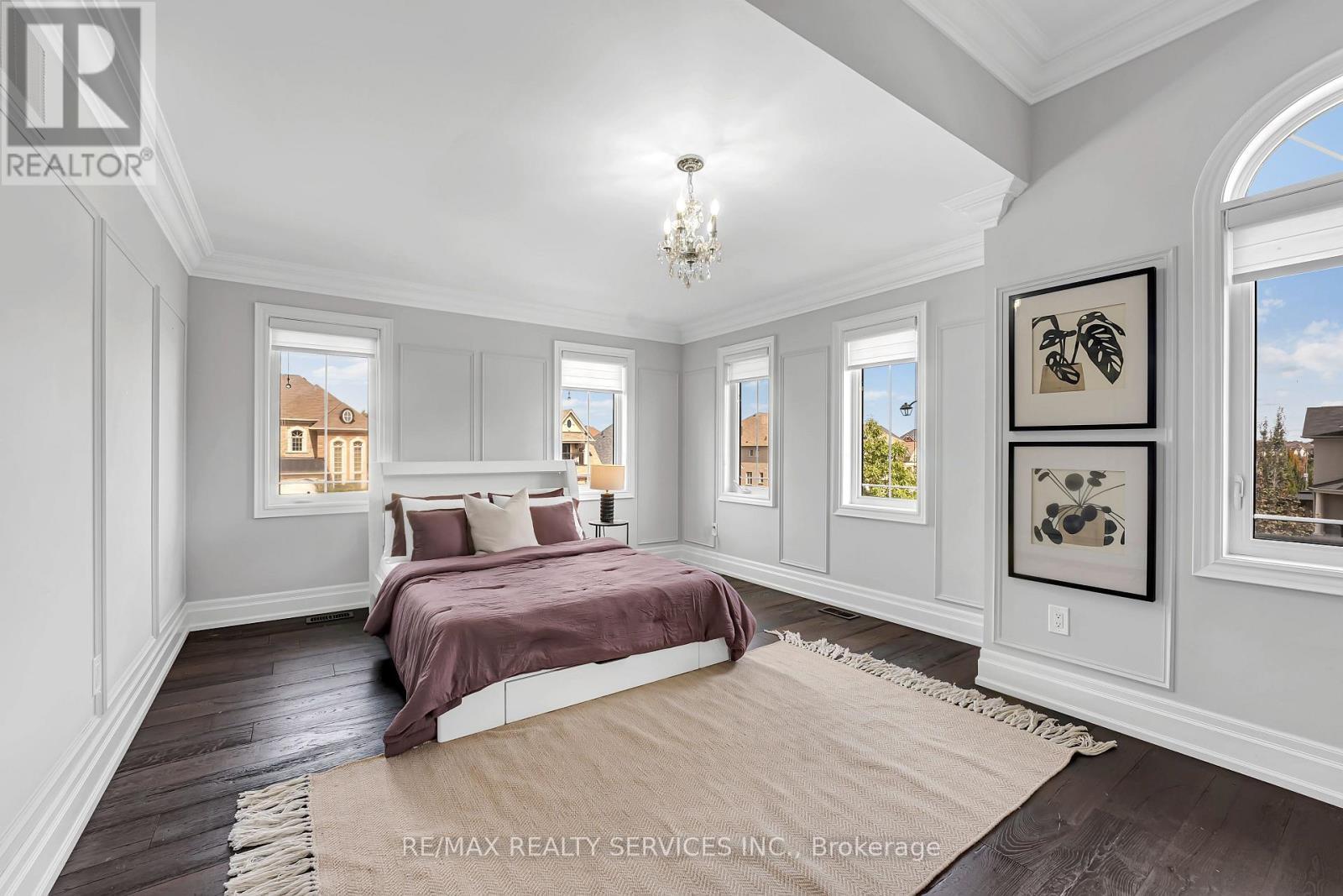 22 Giant Cedars Court, King, ON