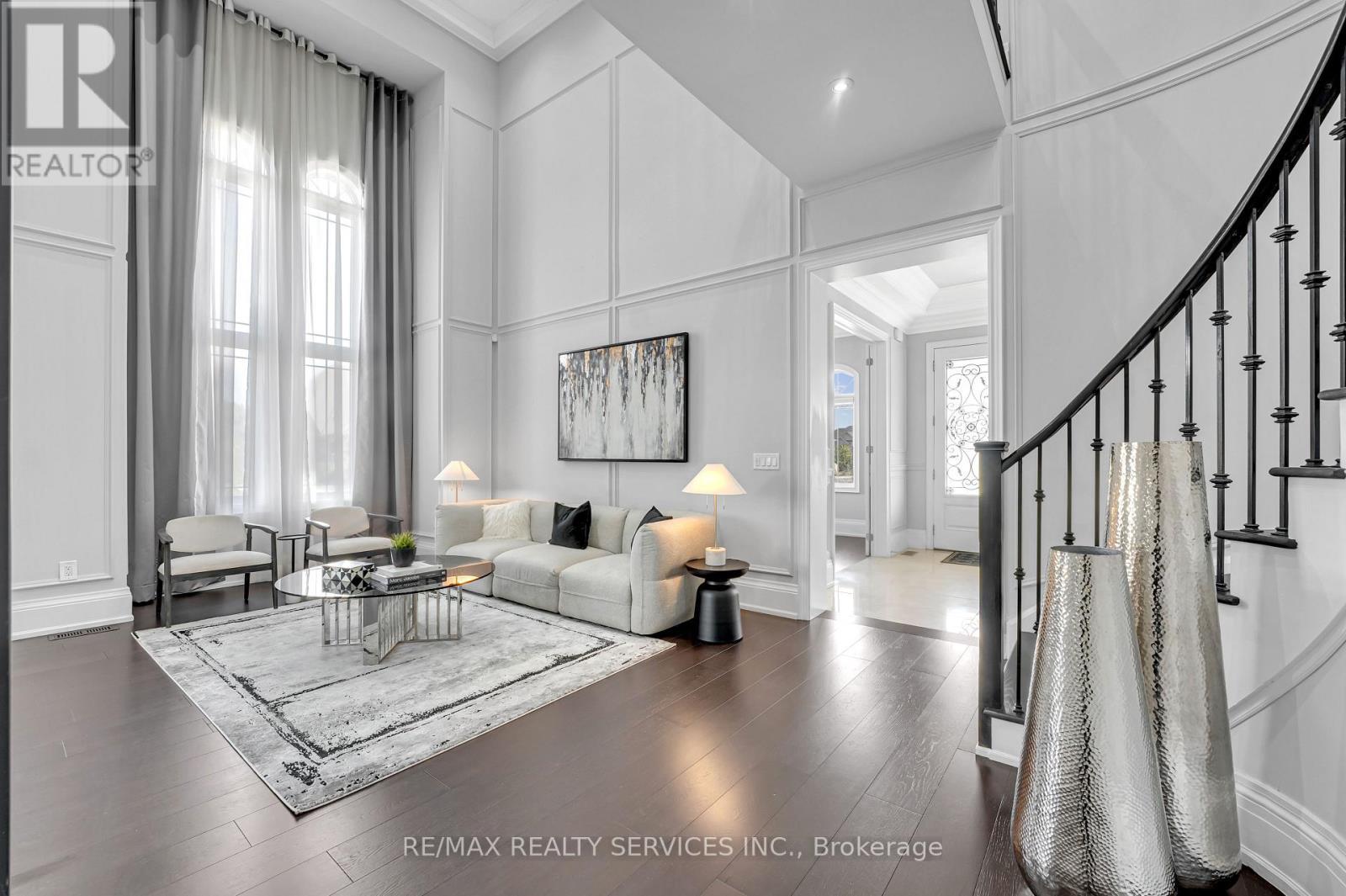 22 Giant Cedars Court, King, ON