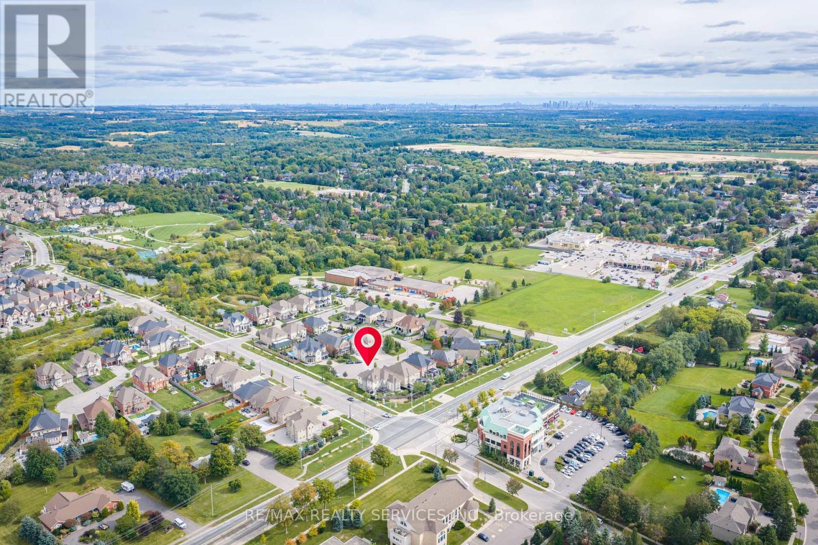 22 Giant Cedars Court, King, ON