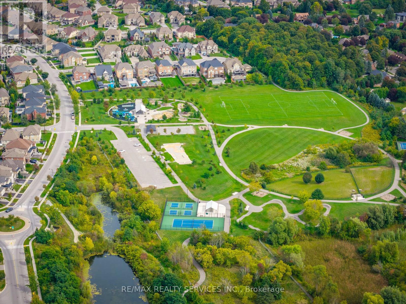 22 Giant Cedars Court, King, ON
