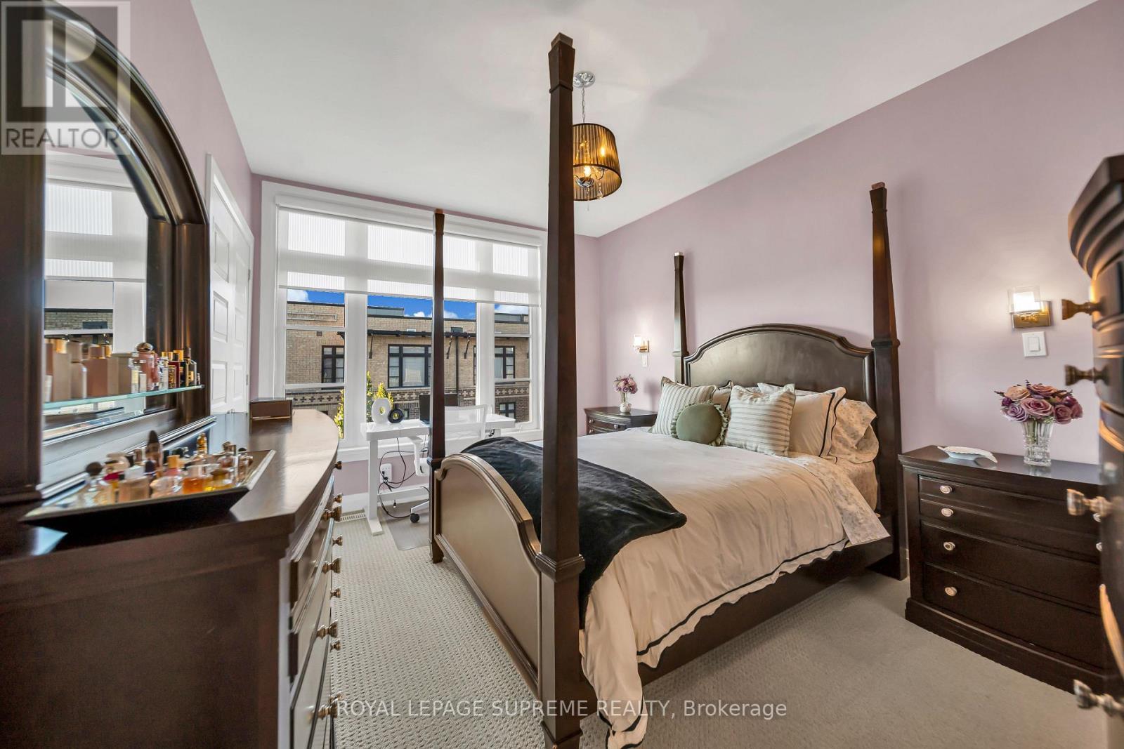 43 - 8167 Kipling Avenue, Vaughan, ON