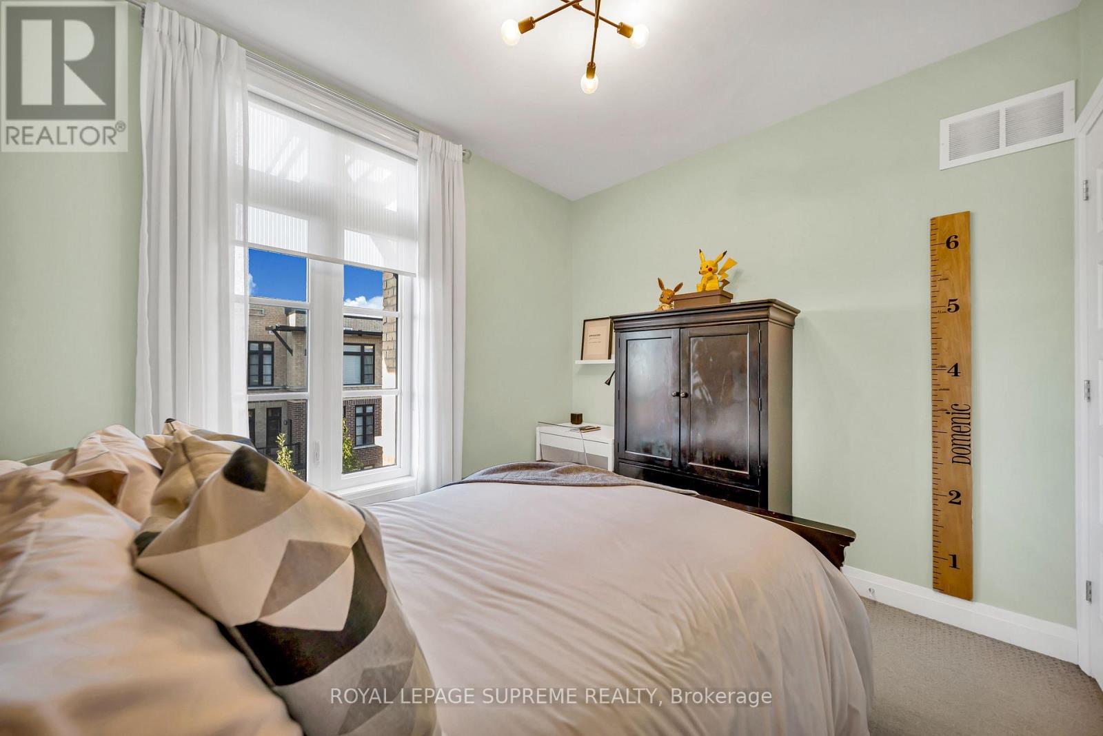 43 - 8167 Kipling Avenue, Vaughan, ON