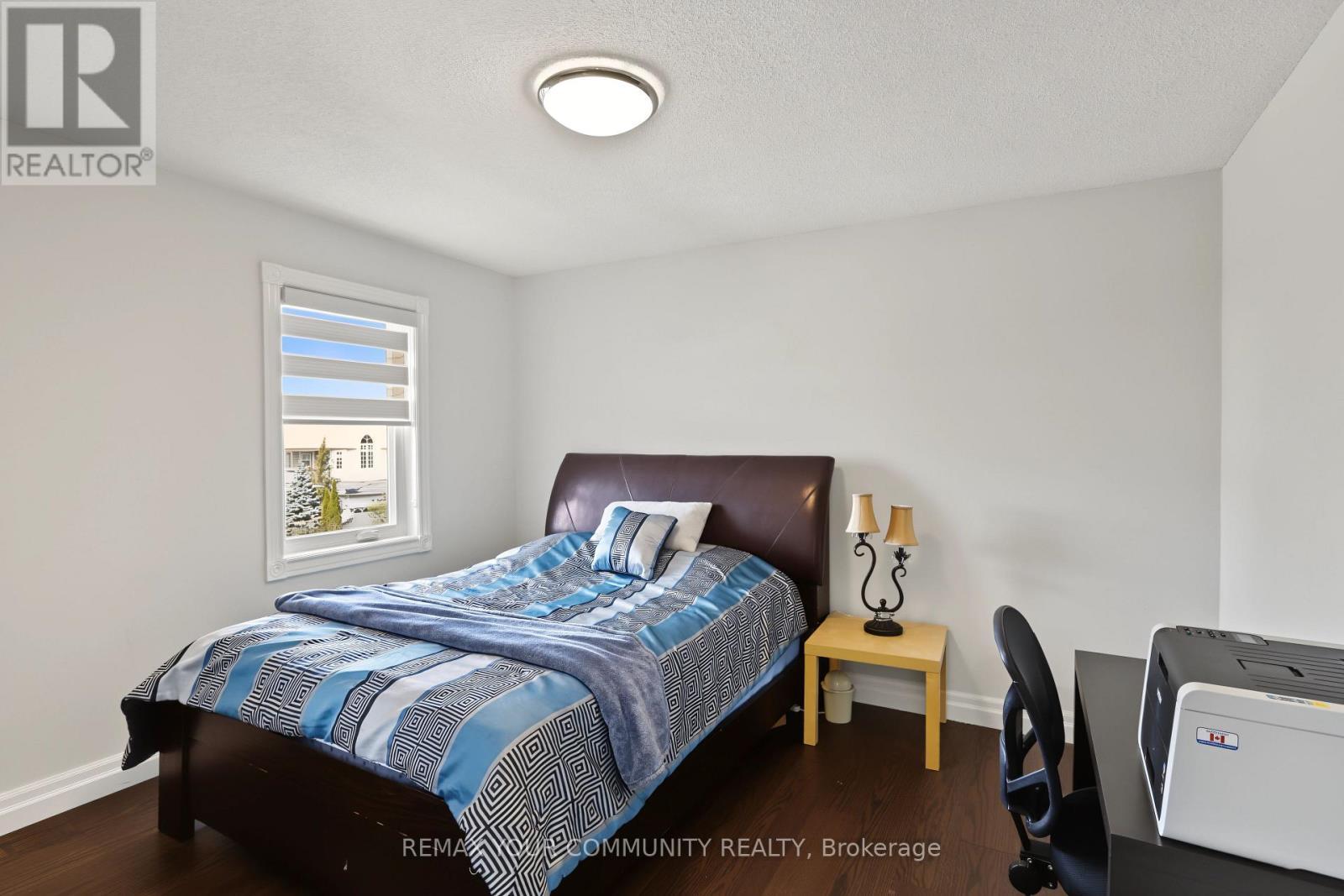 21 English Oak Drive, Richmond Hill, ON