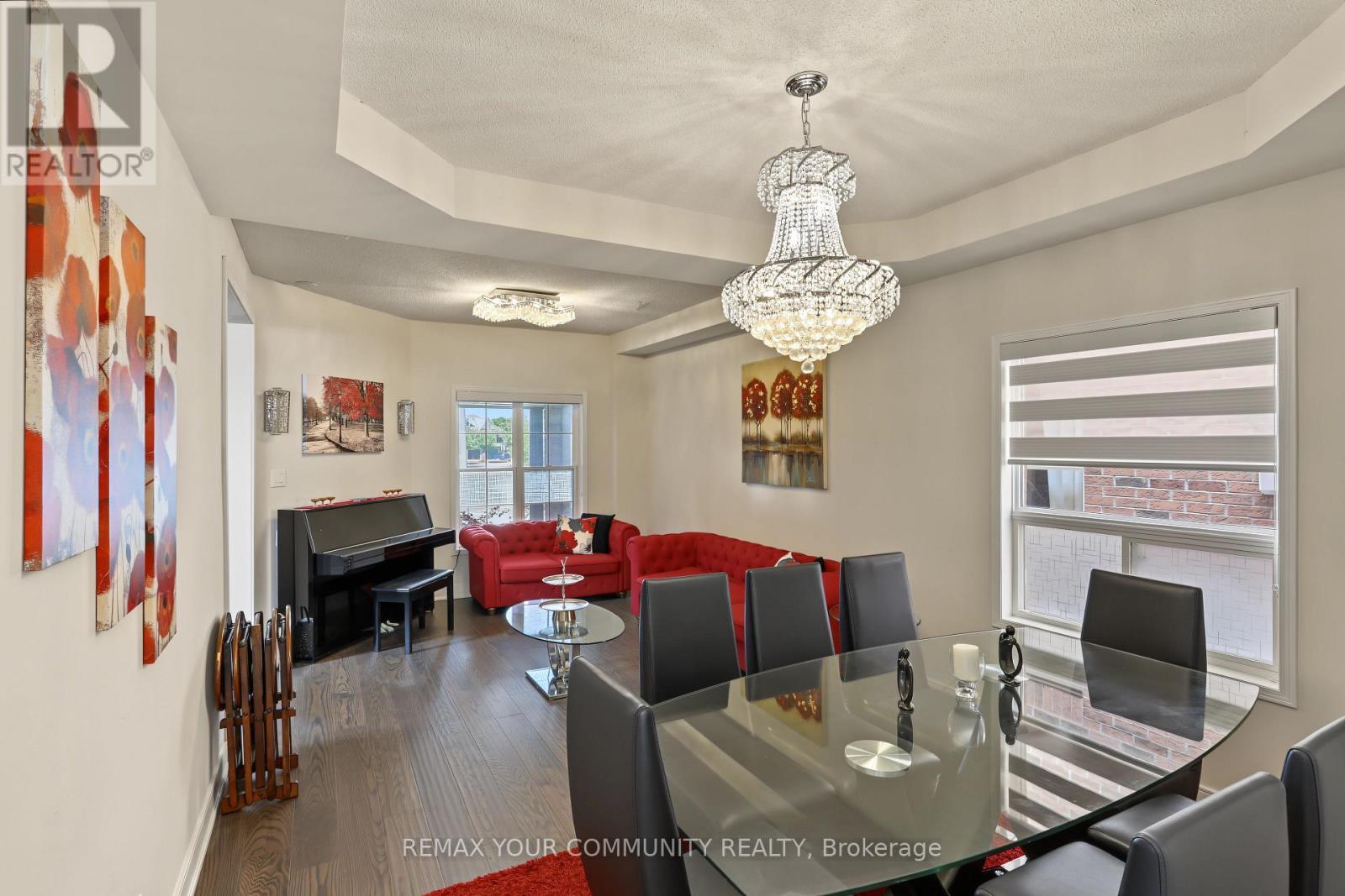 21 English Oak Drive, Richmond Hill, ON