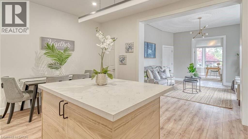 43 Crooks Street, Hamilton, ON