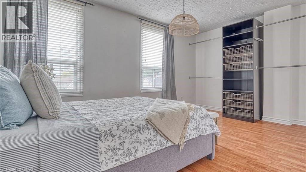 43 Crooks Street, Hamilton, ON