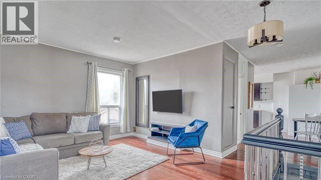 43 Crooks Street, Hamilton, ON