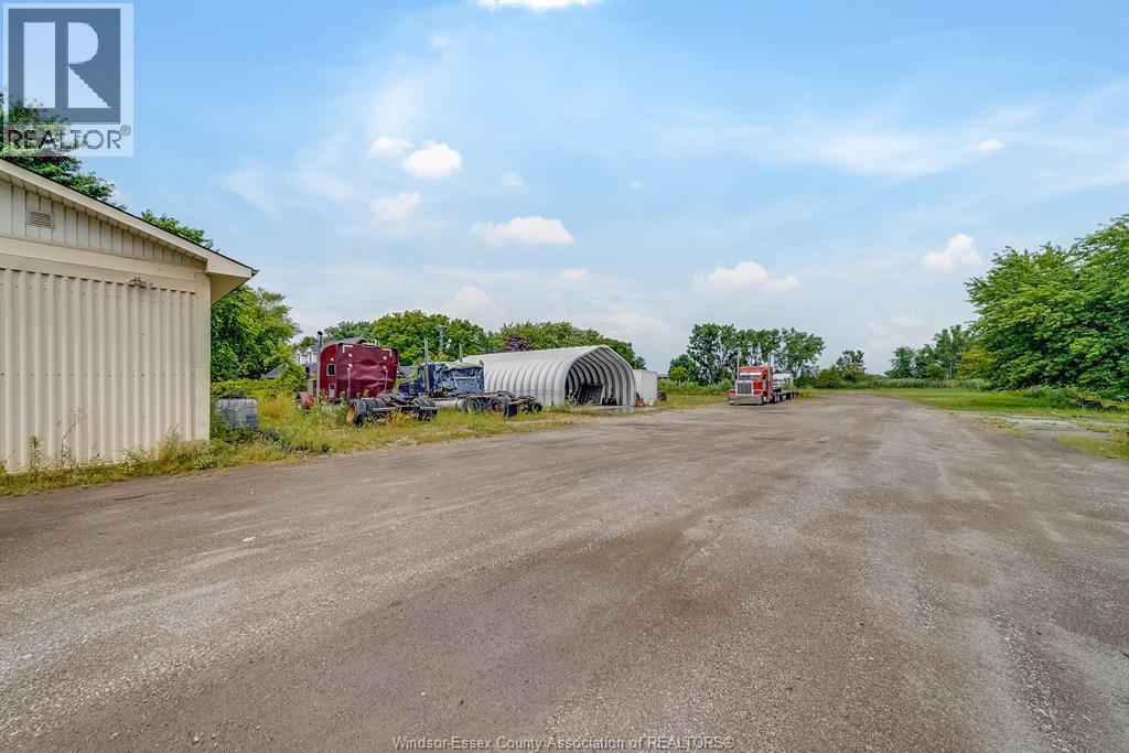 737-739 County Rd 2, Lakeshore, ON