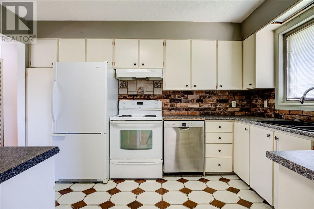 890 Auger Avenue, Sudbury, ON