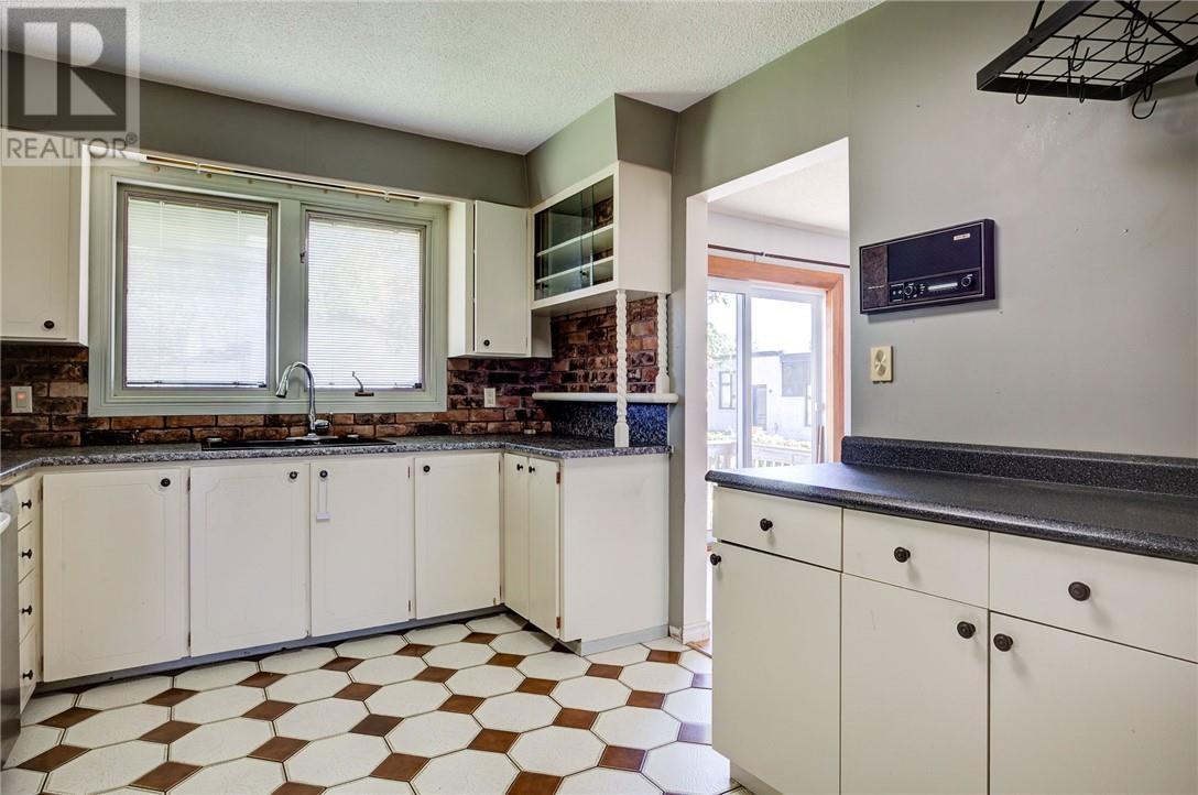 890 Auger Avenue, Sudbury, ON