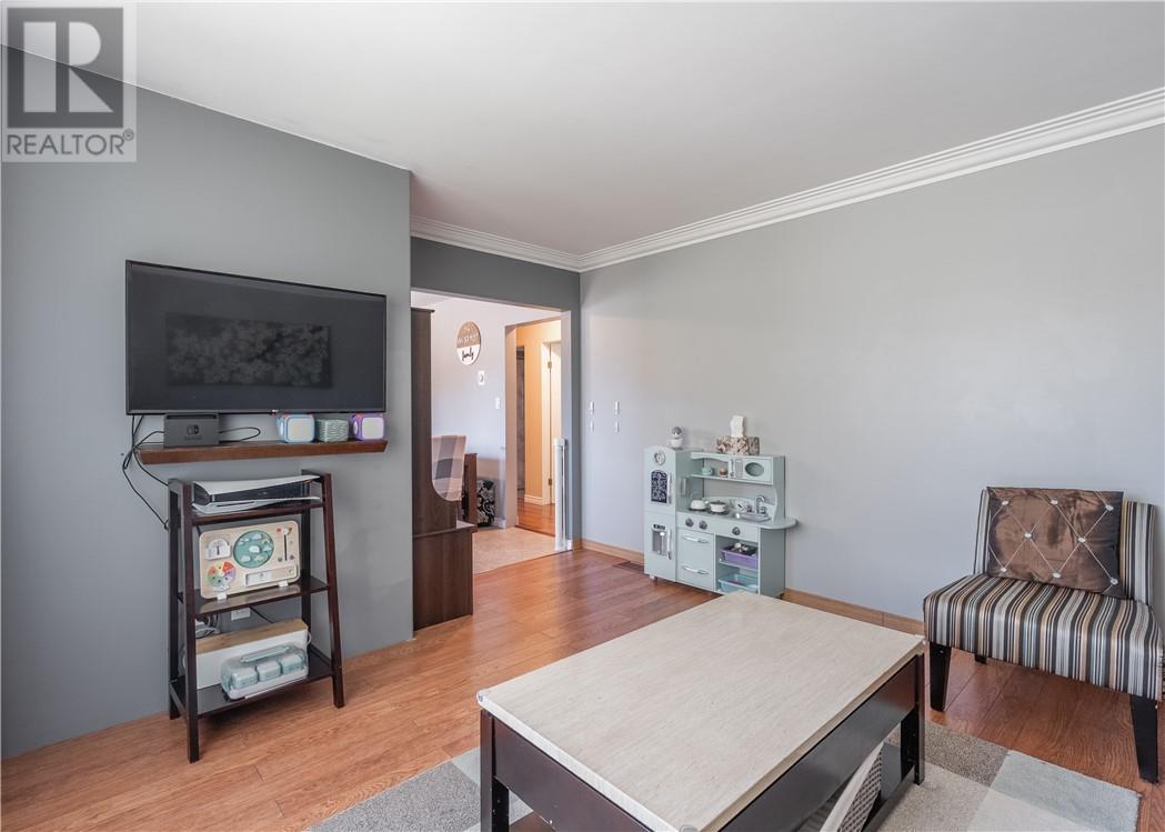 41 Moxam Drive, Greater Sudbury, ON