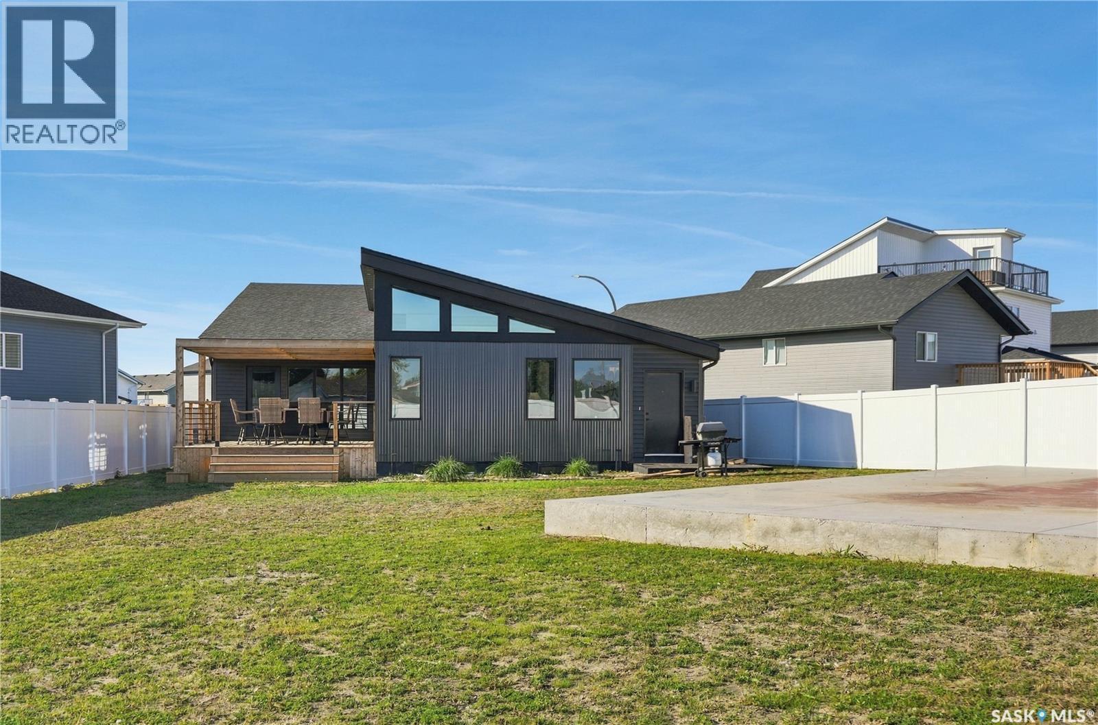 359 Mcarthur Crescent, Saskatoon, SK