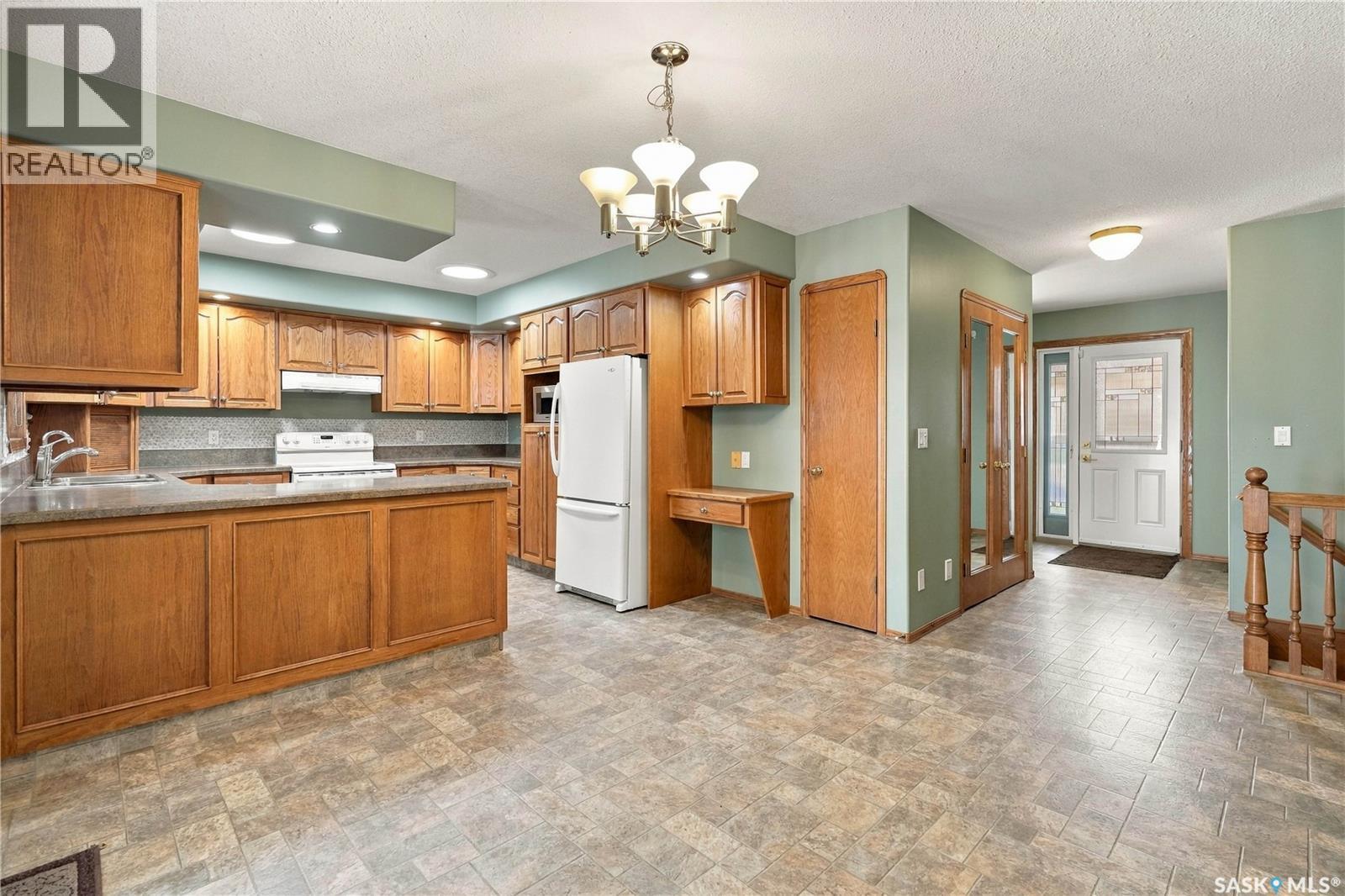 3222 Peyson Bay E, Regina, SK
