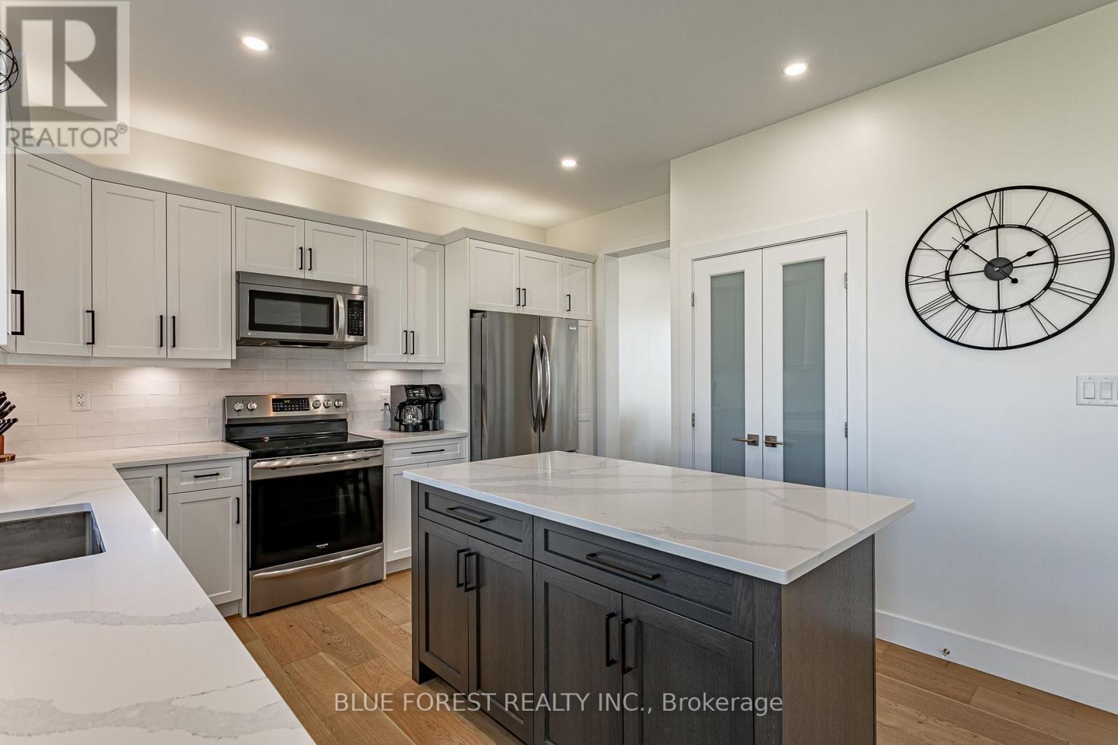 106 Spencer Avenue, Lucan Biddulph (Lucan), ON