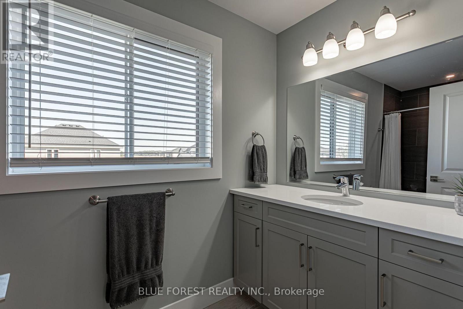 106 Spencer Avenue, Lucan Biddulph (Lucan), ON
