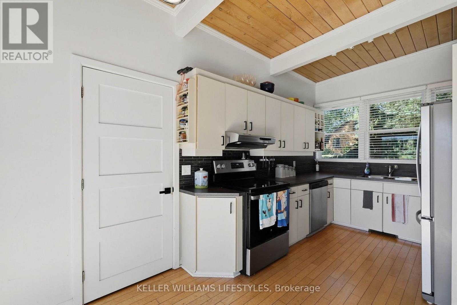 12 Battram Street, Central Elgin (Lynhurst), ON