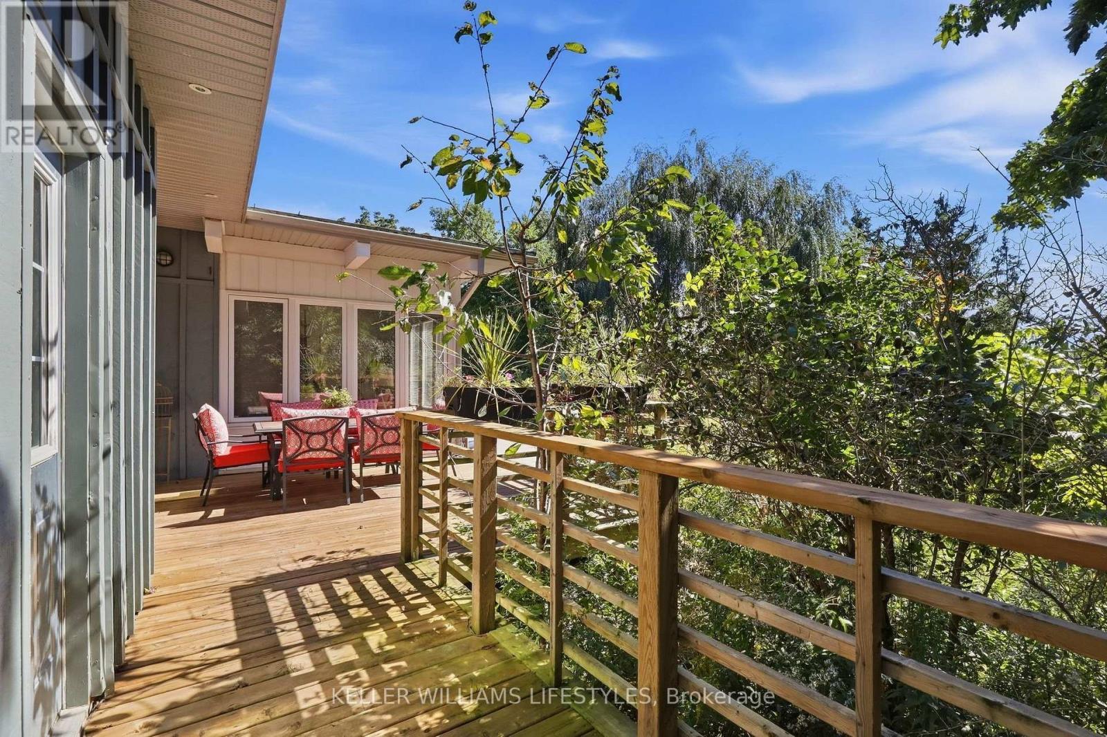 12 Battram Street, Central Elgin (Lynhurst), ON