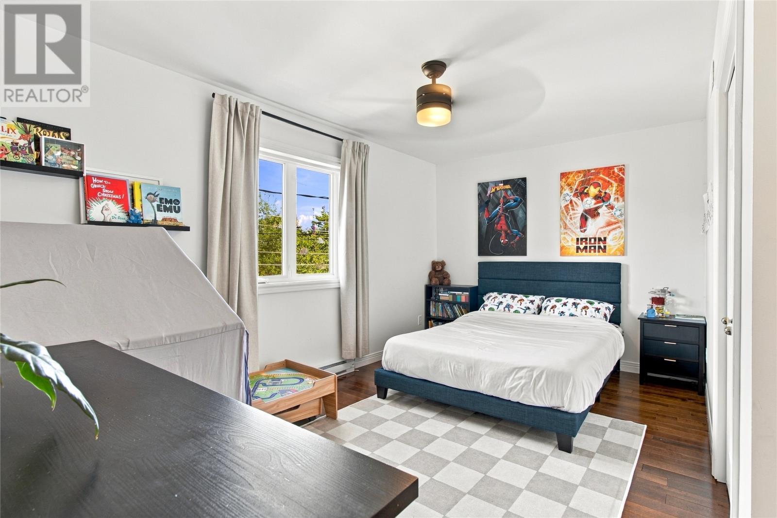16 Hyde Park Drive, St. John'S, NL