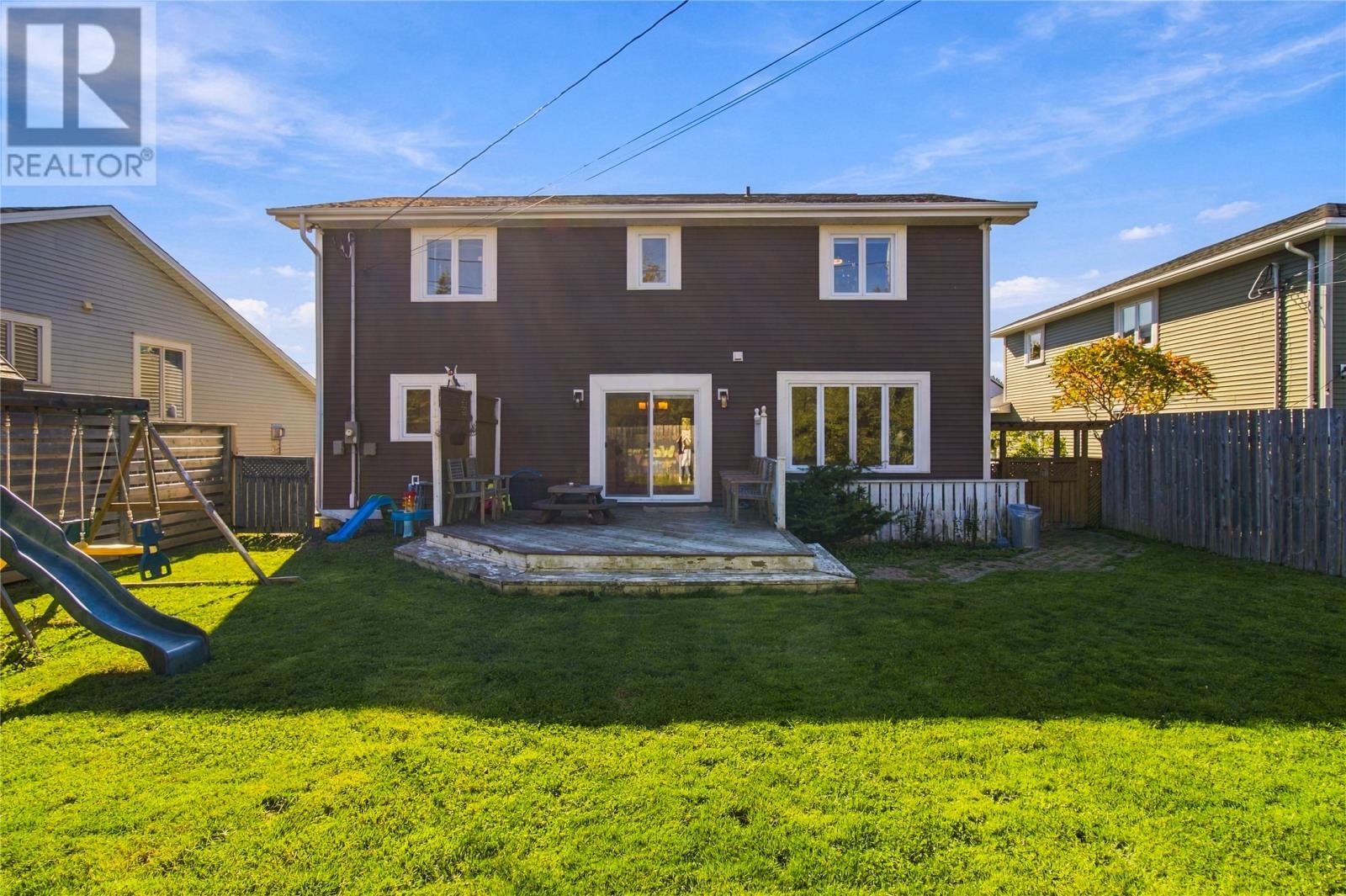 16 Hyde Park Drive, St. John'S, NL