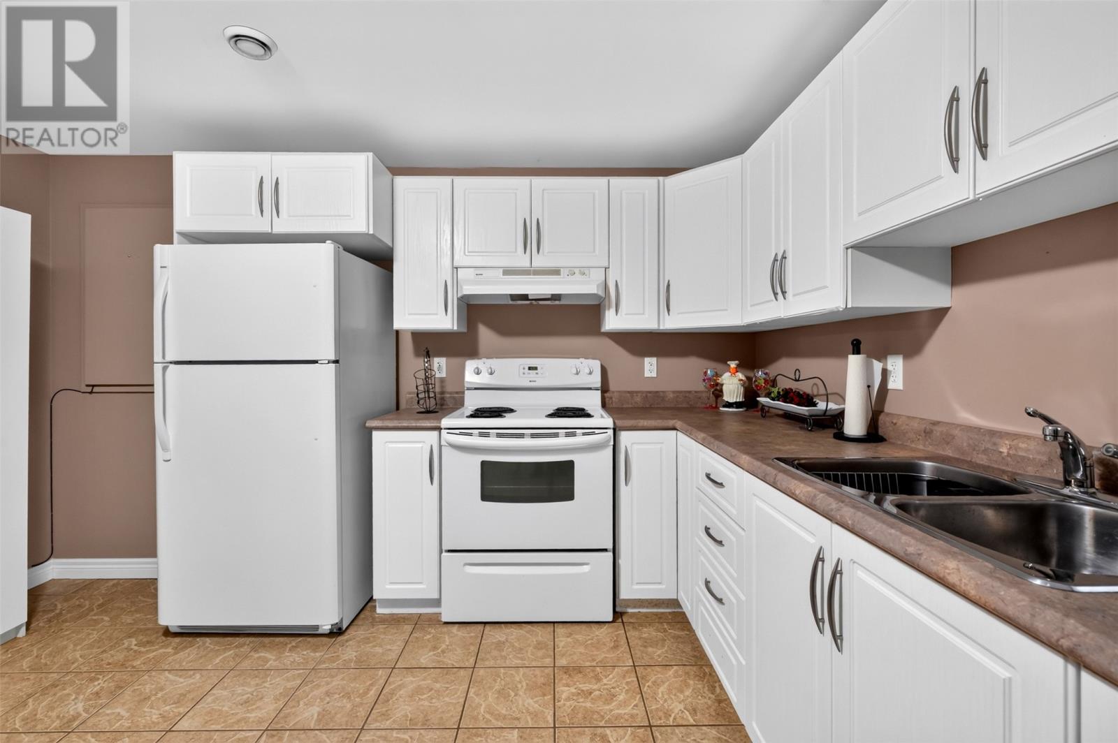 18 Hopedale Crescent, St.John'S, NL