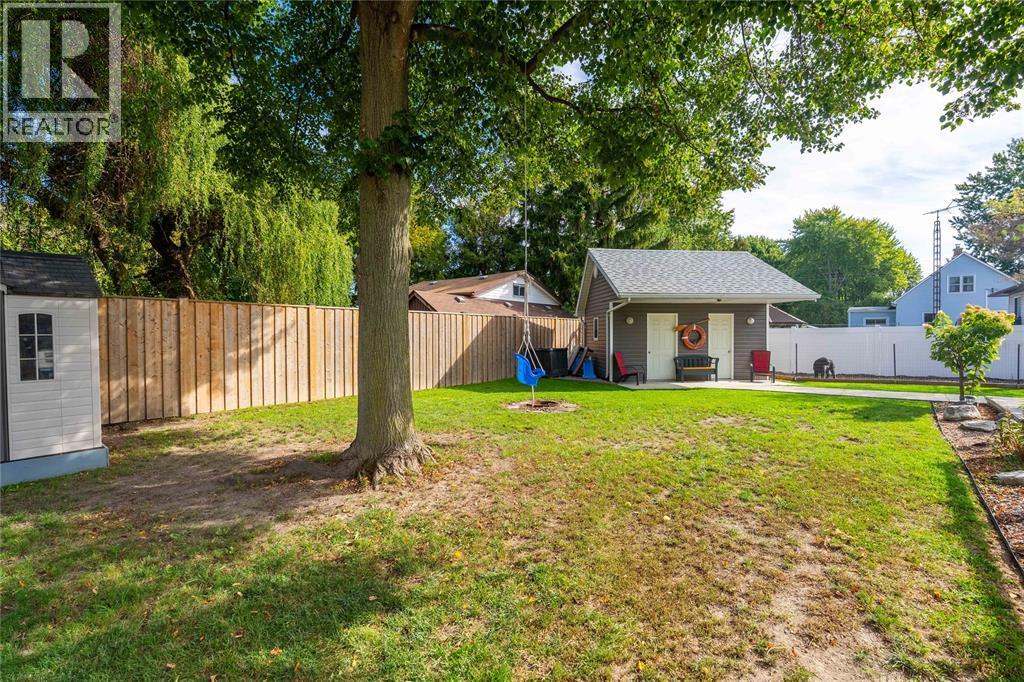 338 Hill Street, St Clair, ON