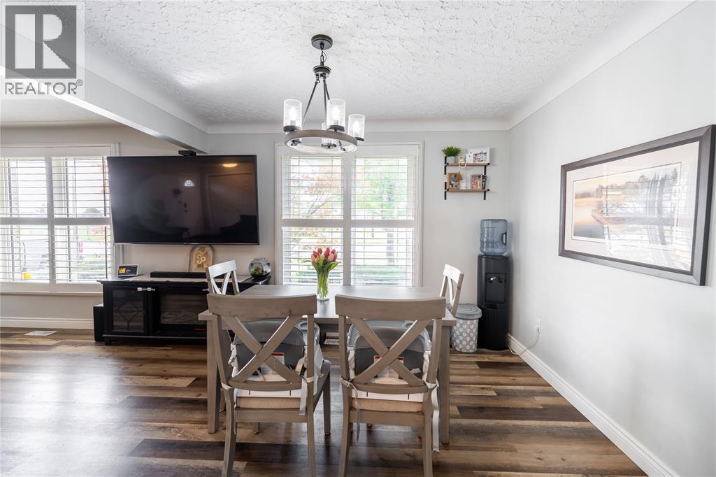 338 Hill Street, St Clair, ON