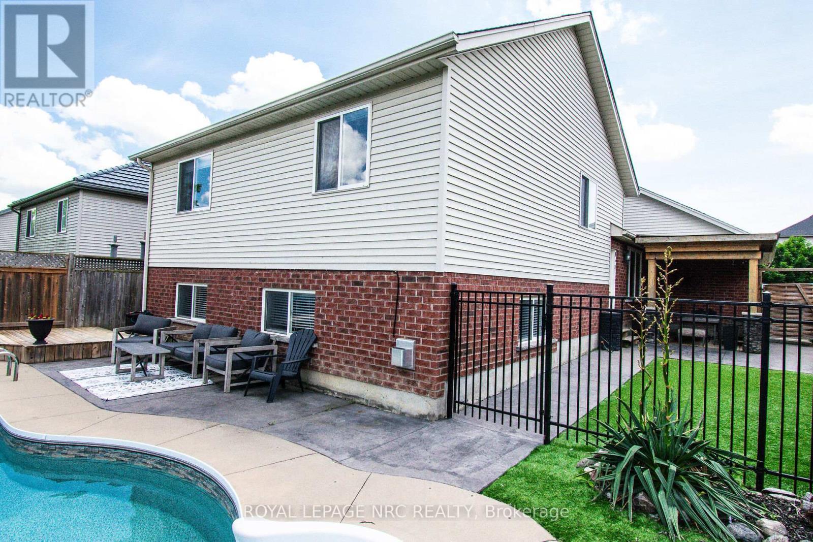 15 Arlene Street, St. Catharines (Rykert/Vansickle), ON