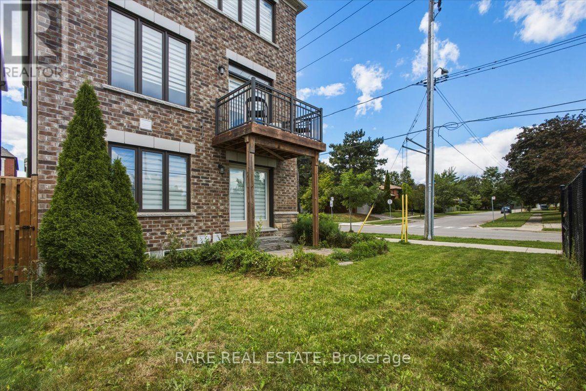 89 William Durie Way, Toronto, ON