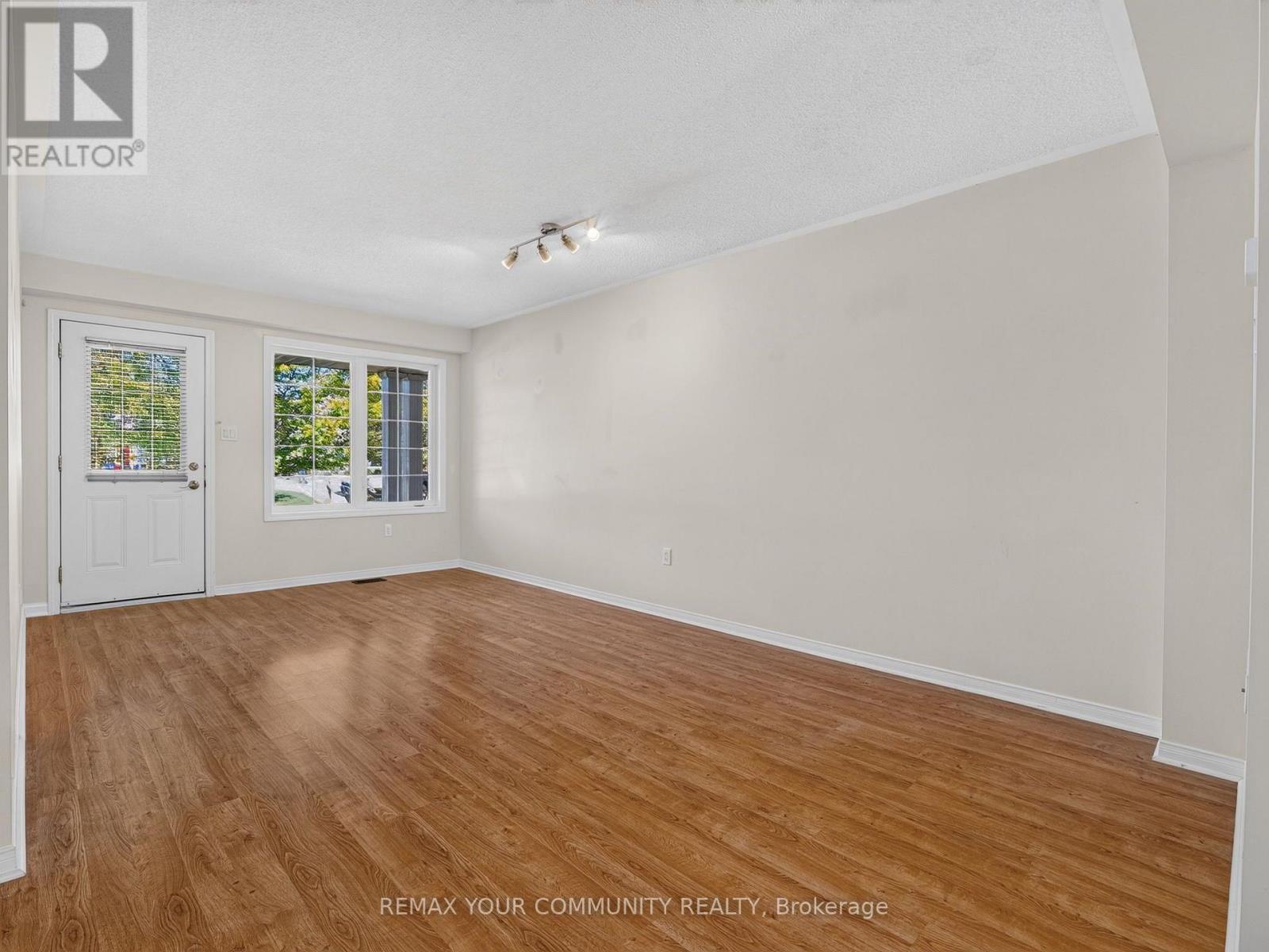 265 Sprucewood Crescent, Clarington, ON