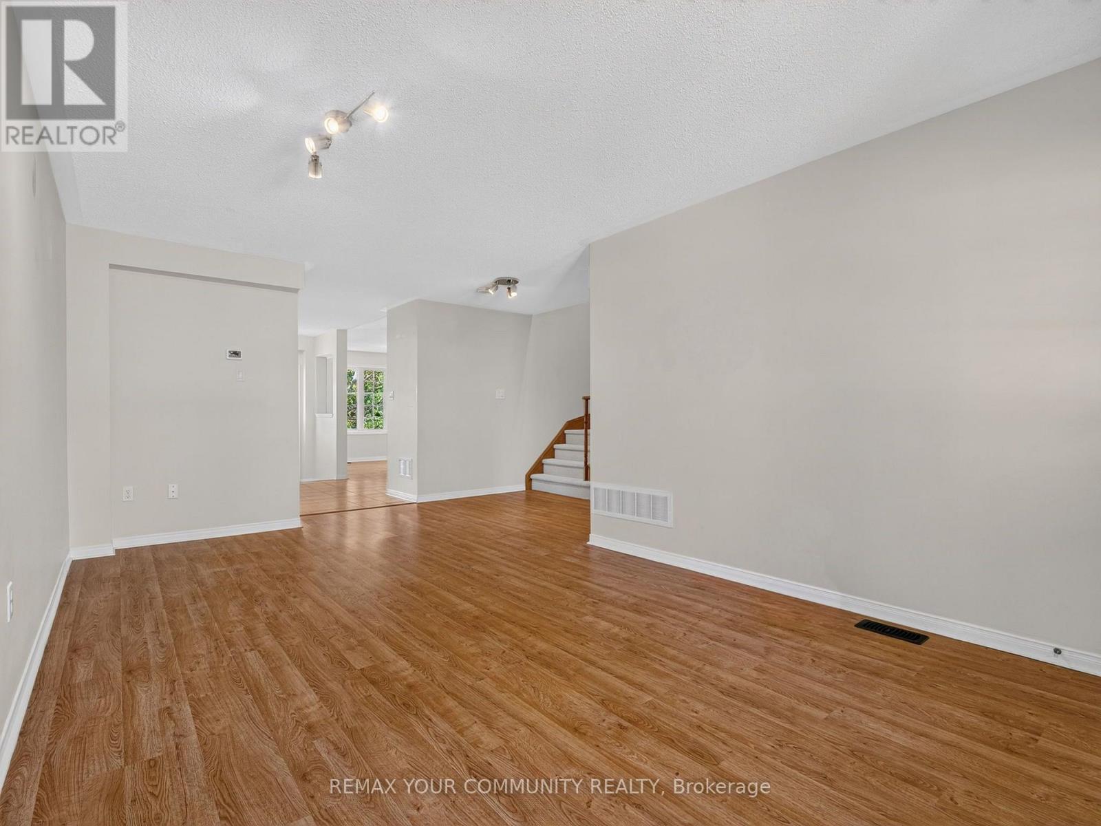 265 Sprucewood Crescent, Clarington, ON