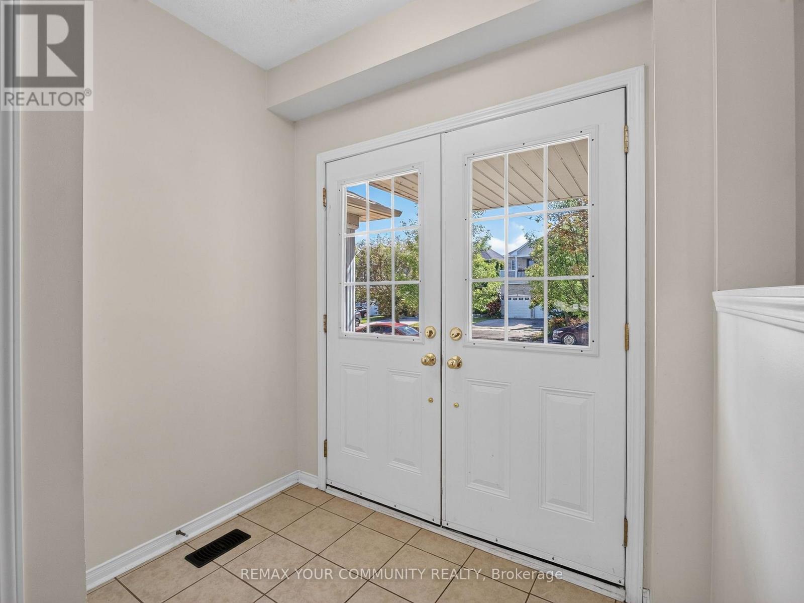 265 Sprucewood Crescent, Clarington, ON