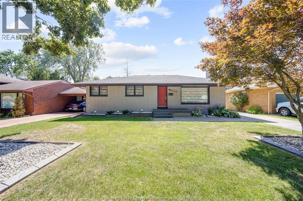 2777 Rockwell Boulevard, Windsor, ON