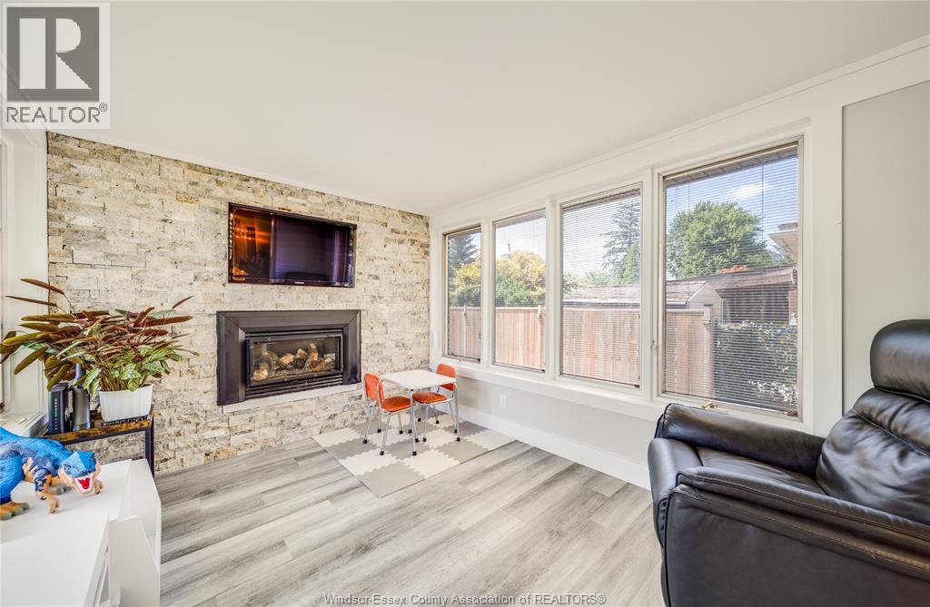 2777 Rockwell Boulevard, Windsor, ON