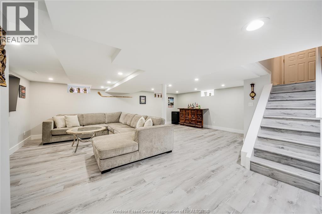 2777 Rockwell Boulevard, Windsor, ON