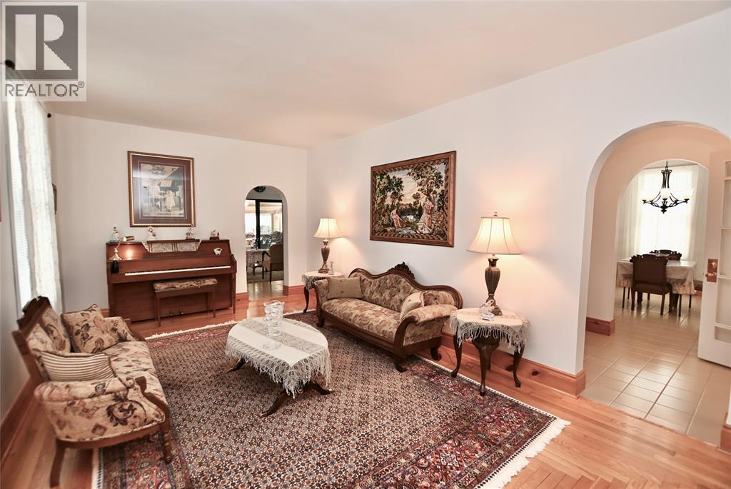 204 Vidal Street South, Sarnia, ON