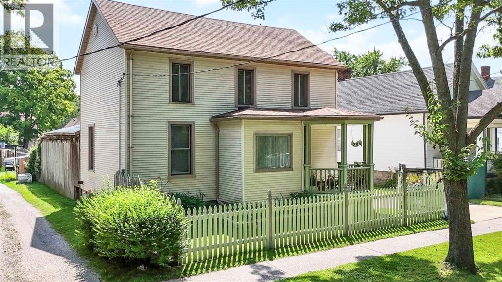 204 Vidal Street South, Sarnia, ON