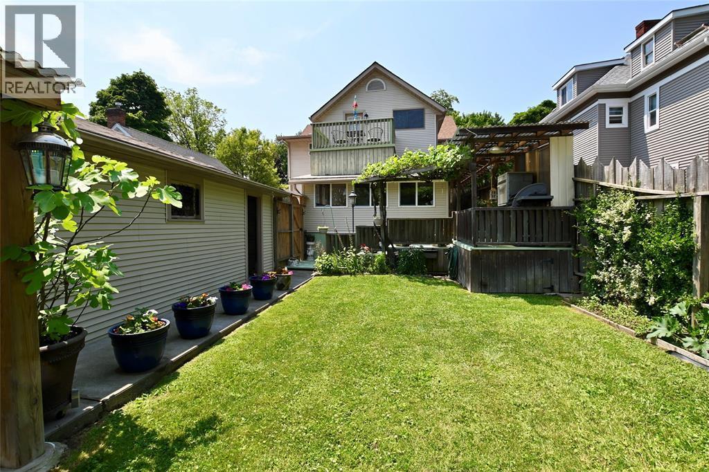 204 Vidal Street South, Sarnia, ON