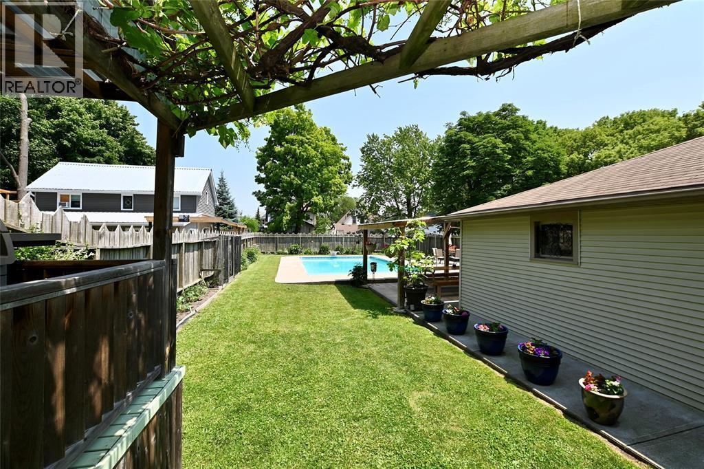 204 Vidal Street South, Sarnia, ON