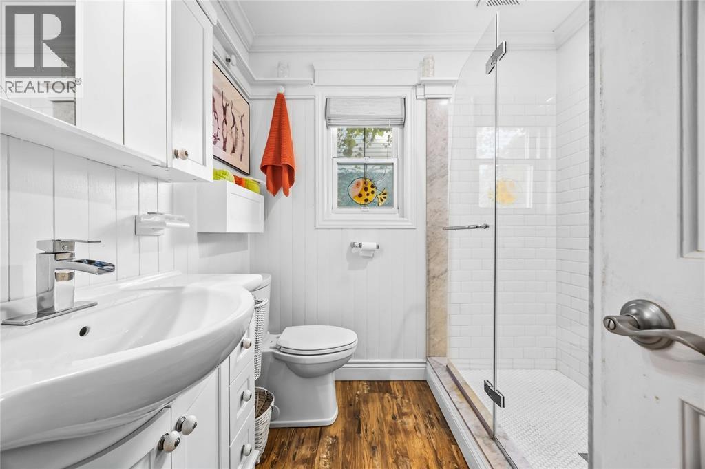 443 St Lawrence Court, Sarnia, ON