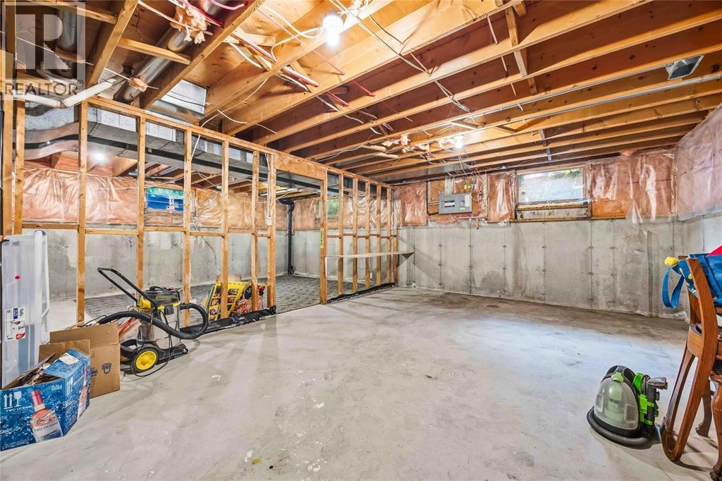 443 St Lawrence Court, Sarnia, ON