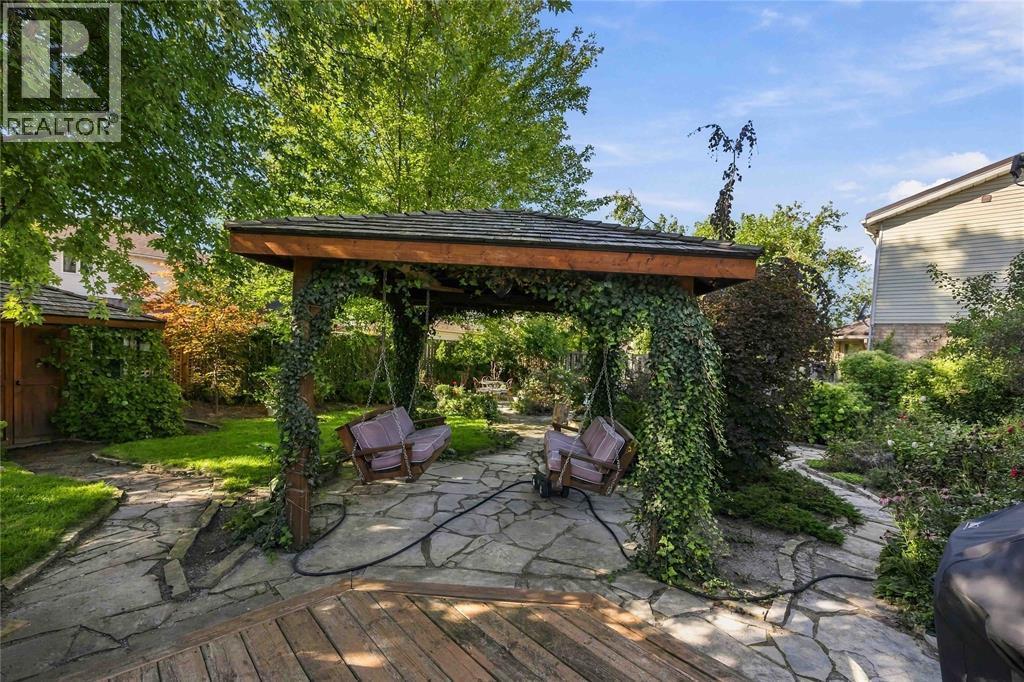 443 St Lawrence Court, Sarnia, ON