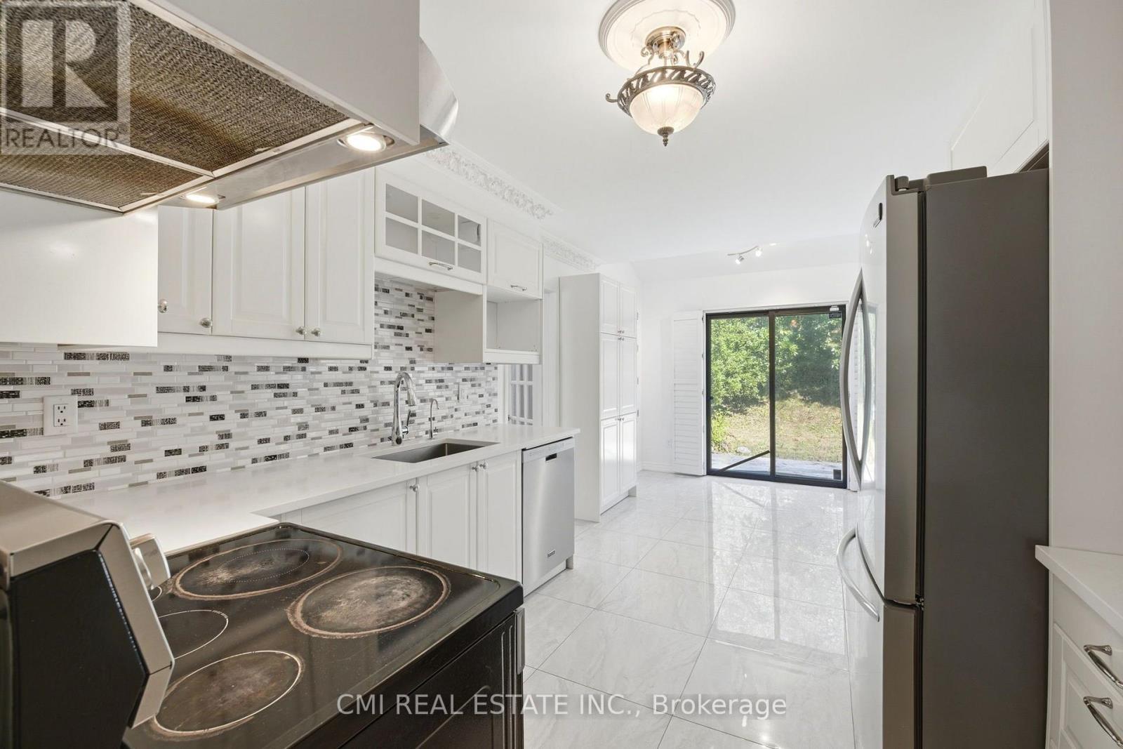 127 O'Connor Crescent, Richmond Hill, ON