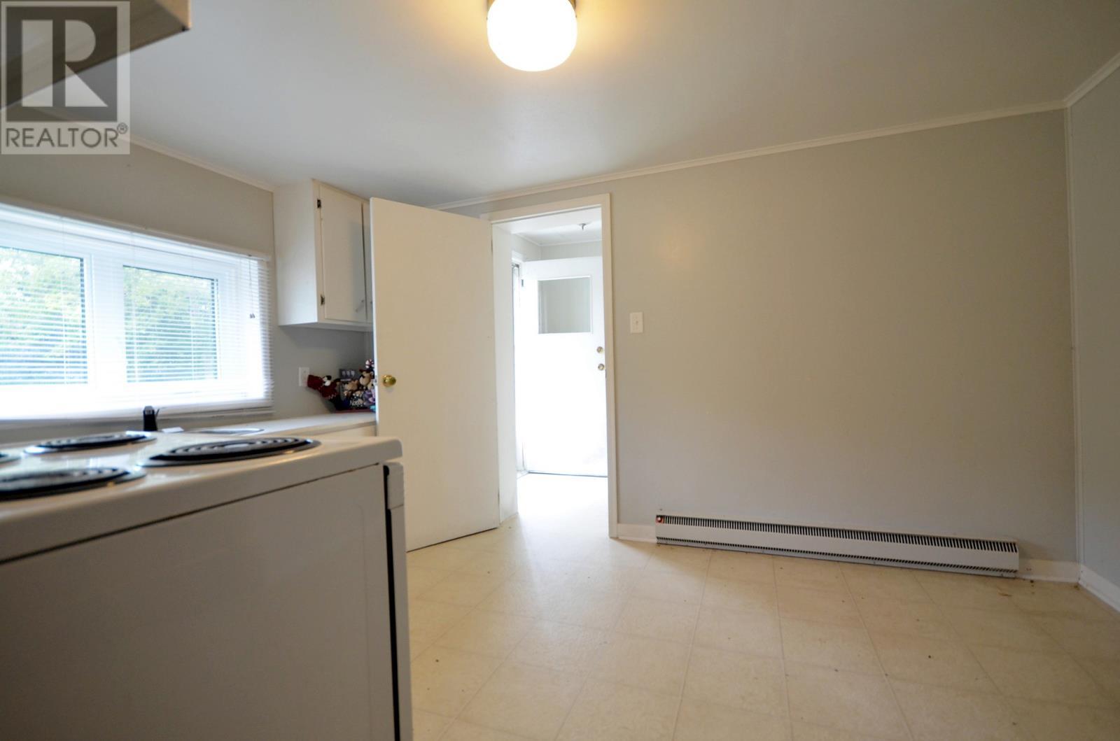 33 Ledrew'S Road, Conception Bay South, NL