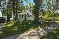 245 BERNARD AVENUE London East (East B), ON N6A 2M9