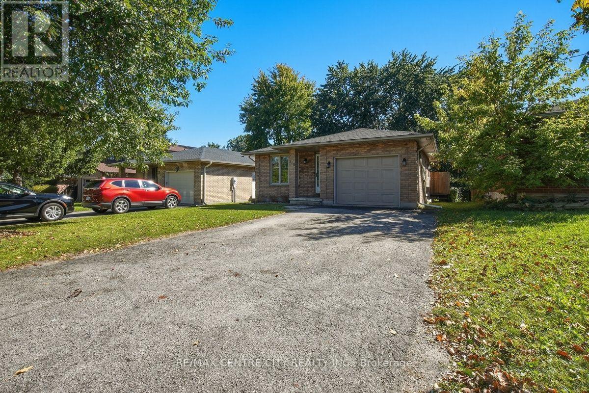 215 Walmer Grove, London North (North K), ON