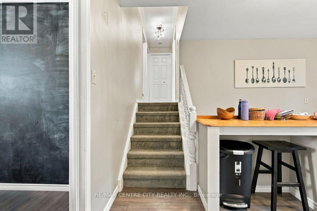 215 Walmer Grove, London North (North K), ON