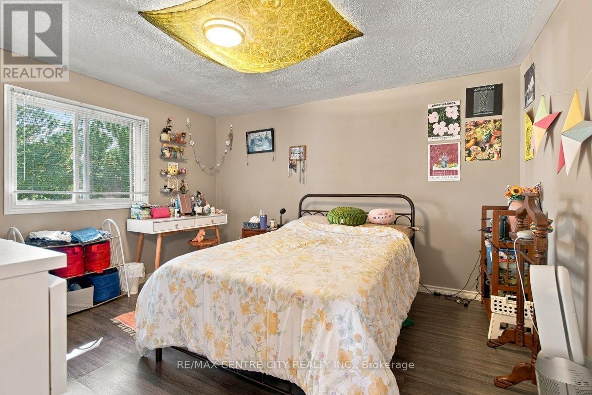 215 Walmer Grove, London North (North K), ON